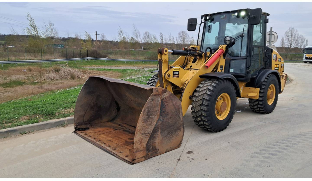 CAT 906 - Radlader: das Bild 2 CAT 906 - Radlader: das Bild 2