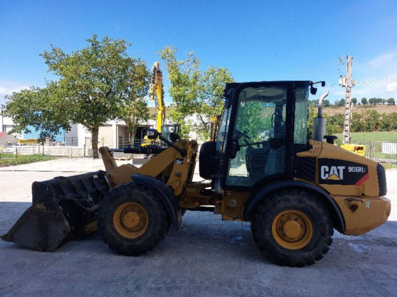 CAT 906H2 - Radlader: das Bild 1 CAT 906H2 - Radlader: das Bild 1