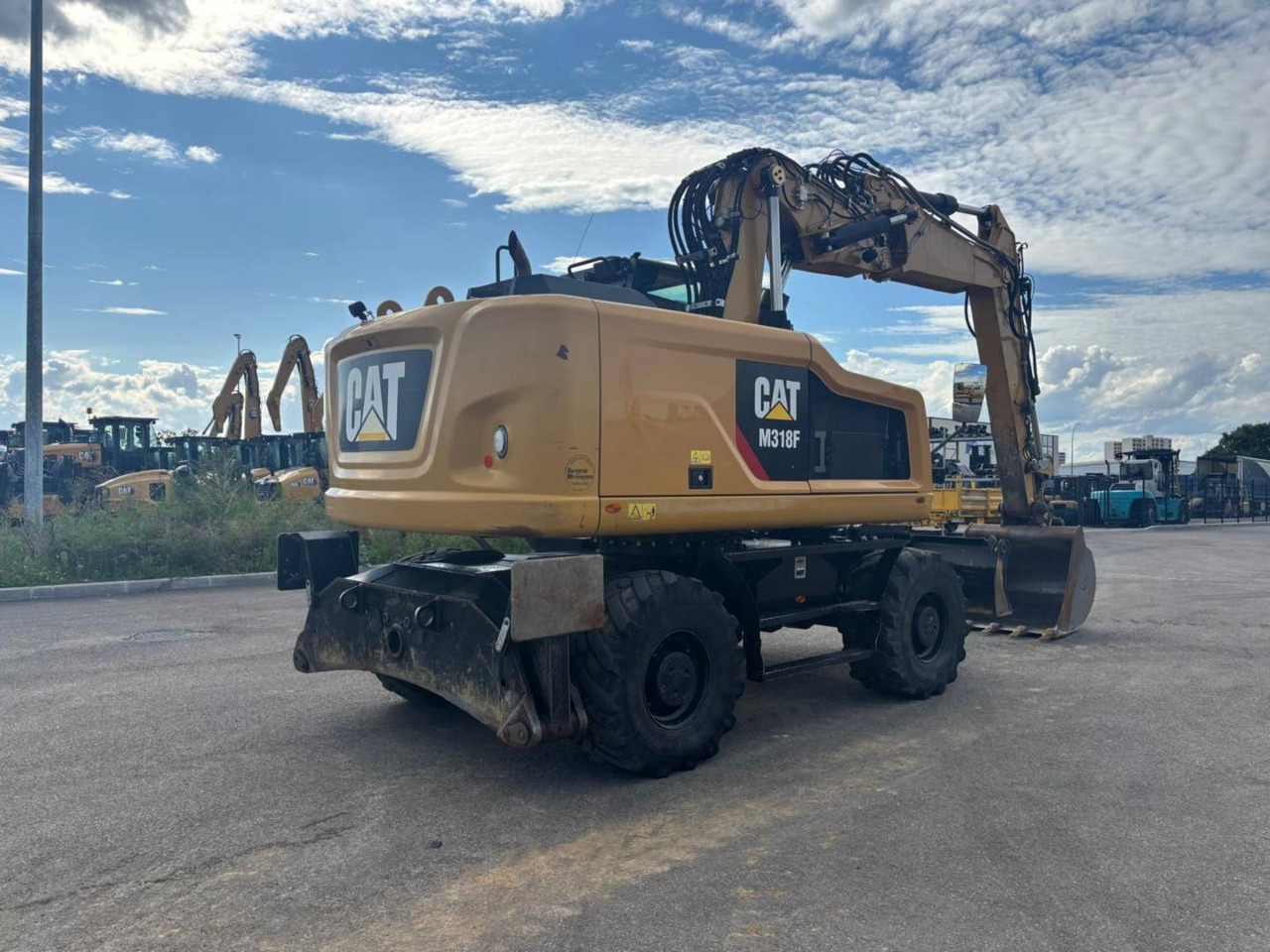 CAT M318F IVC - Mobilbagger: das Bild 3 CAT M318F IVC - Mobilbagger: das Bild 3