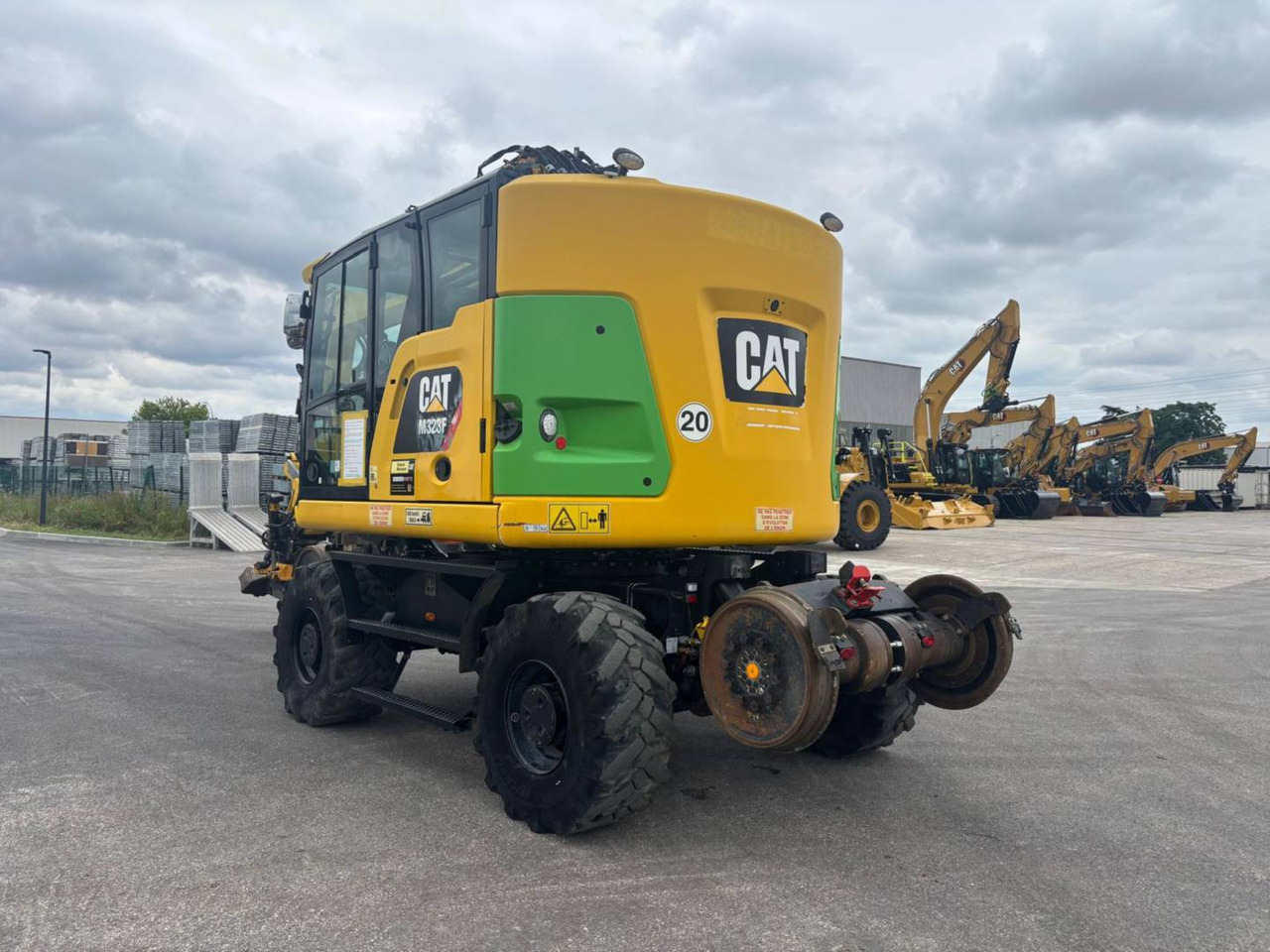 CAT M323F - Mobilbagger: das Bild 3 CAT M323F - Mobilbagger: das Bild 3