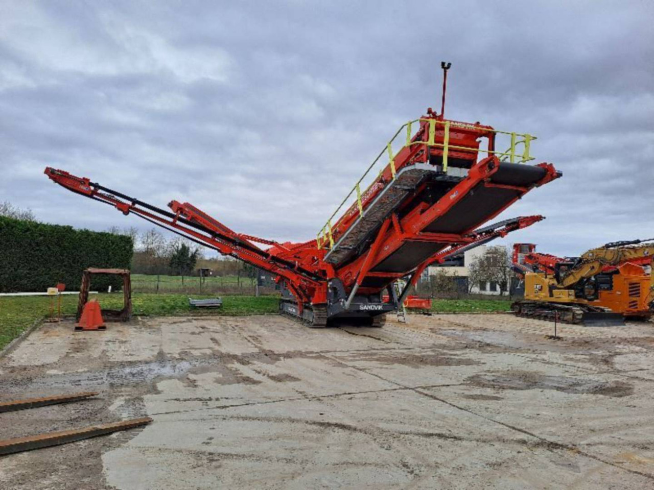 SANDVIK MINING & CONSTRUCTION QA452 - Brecher: das Bild 5 SANDVIK MINING & CONSTRUCTION QA452 - Brecher: das Bild 5