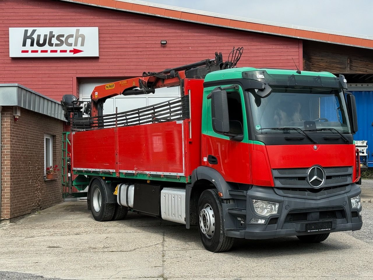 Mercedes-Benz MB 1832L + Palfinger PK 12001L Heckkran - Autokran: das Bild 1 Mercedes-Benz MB 1832L + Palfinger PK 12001L Heckkran - Autokran: das Bild 1