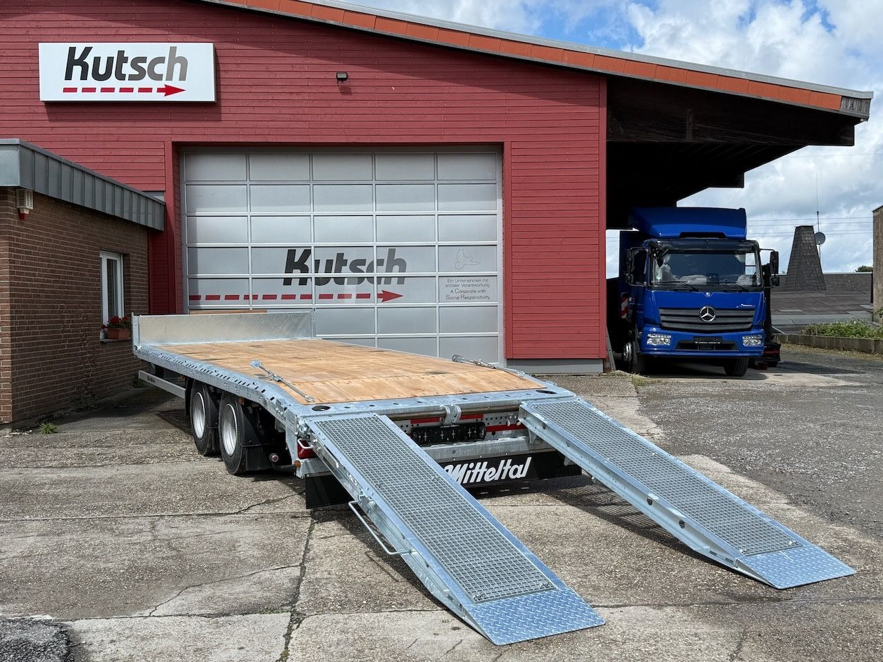 Müller-Mitteltal ETÜTAR 14,4 Tieflader, LED, Runduml. RDÜ - Pritschenanhänger/ Plattformanhänger: das Bild 2 Müller-Mitteltal ETÜTAR 14,4 Tieflader, LED, Runduml. RDÜ - Pritschenanhänger/ Plattformanhänger: das Bild 2
