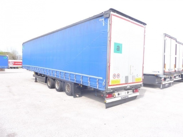 Schmitz Cargobull Curtainsider Mega - Planenauflieger: das Bild 4 Schmitz Cargobull Curtainsider Mega - Planenauflieger: das Bild 4