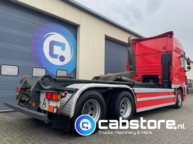 DAF XF 105 .460 FAS Euro 5 - 25 ton's Haakarmsysteem - Hooklift - Abrolkipper - Year 2006 - ANALOG TACHO - Abrollkipper: das Bild 2 DAF XF 105 .460 FAS Euro 5 - 25 ton's Haakarmsysteem - Hooklift - Abrolkipper - Year 2006 - ANALOG TACHO - Abrollkipper: das Bild 2