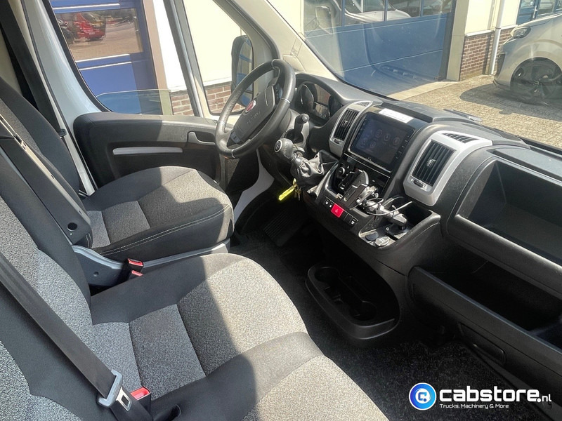 Koffer LKW Fiat Ducato 2.3 Multijet 160 Pk  Euro 6 - Bouwjaar 2021 - Handgeschakeld 6 speed - Airco - 3 zitplaatsen - Laadklep: das Bild 9