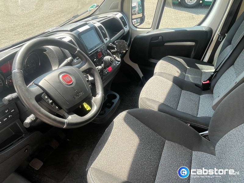 Koffer LKW Fiat Ducato 2.3 Multijet 160 Pk  Euro 6 - Bouwjaar 2021 - Handgeschakeld 6 speed - Airco - 3 zitplaatsen - Laadklep: das Bild 8