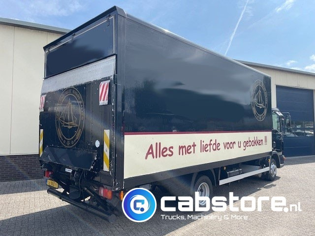 MAN TGL 8.180 4X2 BB Euro 5 - Handgeschakelde versnellingsbak - Laadklep - Bouwjaar 2010 - 3 zitplaatsen - Koffer LKW: das Bild 5 MAN TGL 8.180 4X2 BB Euro 5 - Handgeschakelde versnellingsbak - Laadklep - Bouwjaar 2010 - 3 zitplaatsen - Koffer LKW: das Bild 5