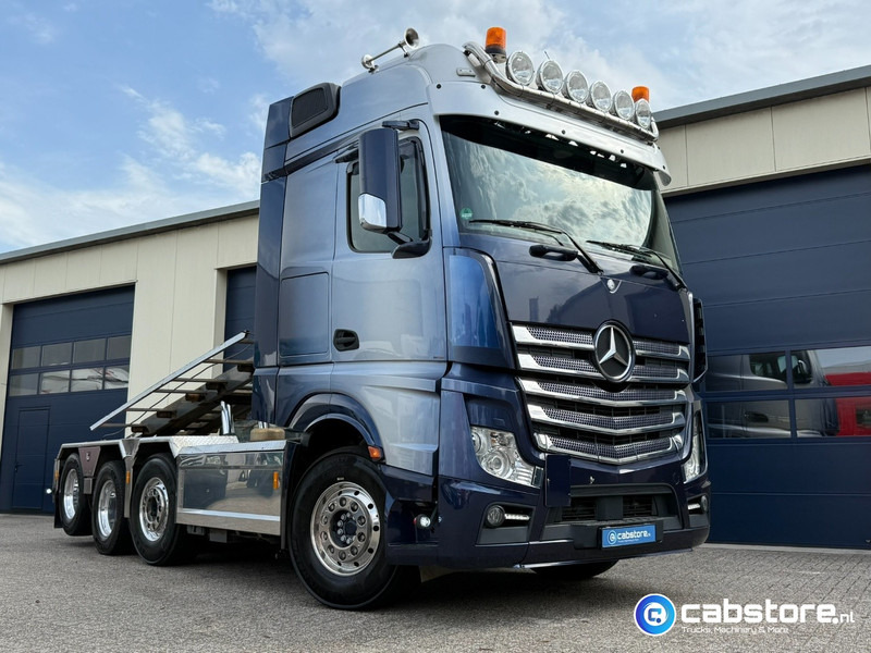Mercedes-Benz ACTROS 3663 Euro 6 - 8x2 - RETARDER - Bouwjaar 09-2017 - 30 Ton's Container Kabelsysteem - Km 476.892 - Good condition - Seil Abrollkipper: das Bild 1 Mercedes-Benz ACTROS 3663 Euro 6 - 8x2 - RETARDER - Bouwjaar 09-2017 - 30 Ton's Container Kabelsysteem - Km 476.892 - Good condition - Seil Abrollkipper: das Bild 1