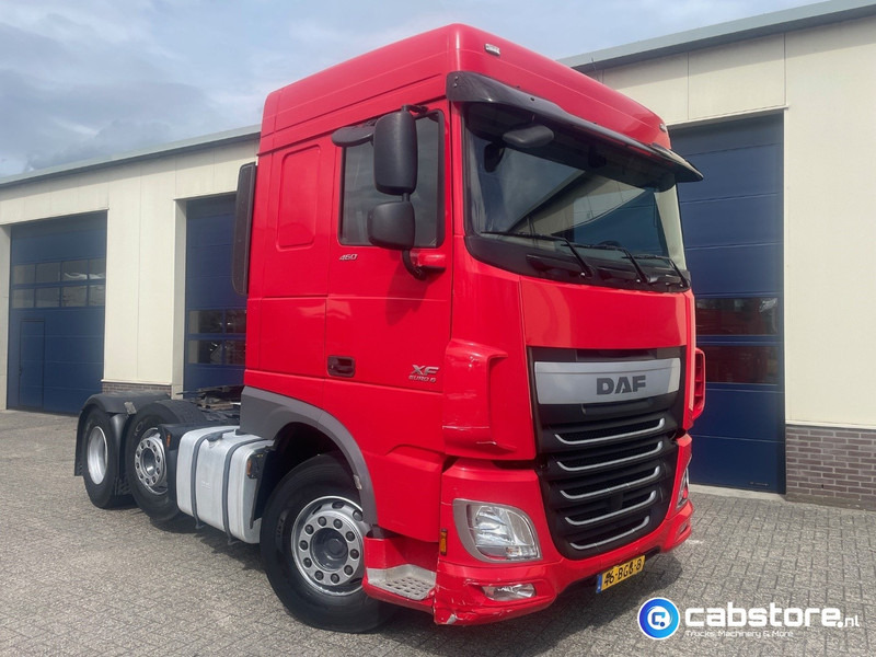 DAF XF 460 FTG 6x2 Euro 6 - Space Cab - Bouwjaar 08-2015 - Km 290.851 !!!! - Stuuras - NL truck - Sattelzugmaschine: das Bild 2 DAF XF 460 FTG 6x2 Euro 6 - Space Cab - Bouwjaar 08-2015 - Km 290.851 !!!! - Stuuras - NL truck - Sattelzugmaschine: das Bild 2