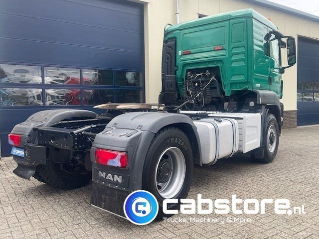 MAN TGS 18.460 4x4 tractor Euro 6 - Hydrodrive - Bouwjaar 05-2018 - Automaat - Hydrauliek unit kipper - Slaapcabine - Km 573.395 - Sattelzugmaschine: das Bild 4 MAN TGS 18.460 4x4 tractor Euro 6 - Hydrodrive - Bouwjaar 05-2018 - Automaat - Hydrauliek unit kipper - Slaapcabine - Km 573.395 - Sattelzugmaschine: das Bild 4