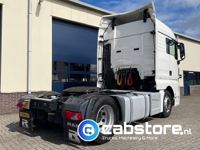 MAN TGX 18.420 4x2 Euro 6 MAN TGX 18.420 4x2 BLS Euro 6 - XLX Cabine - WB 360 - Bouwjaar 2018 - Km 681.675 - Good condition! - Sattelzugmaschine: das Bild 3 MAN TGX 18.420 4x2 Euro 6 MAN TGX 18.420 4x2 BLS Euro 6 - XLX Cabine - WB 360 - Bouwjaar 2018 - Km 681.675 - Good condition! - Sattelzugmaschine: das Bild 3