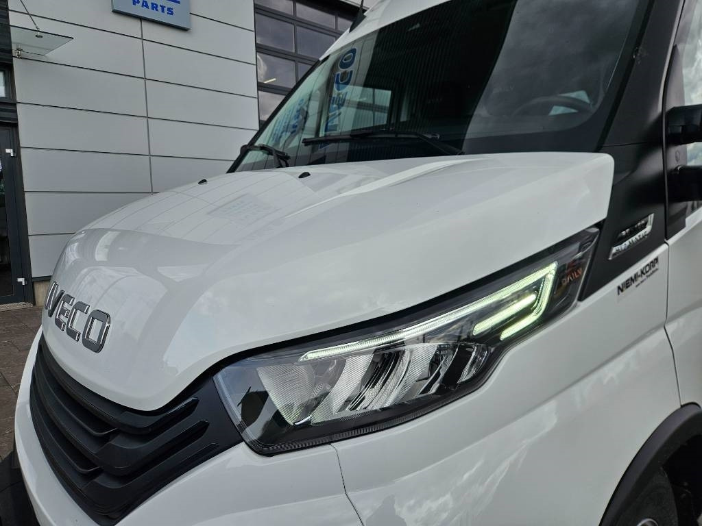 Kastenwagen Iveco Daily 35S16A8: das Bild 6