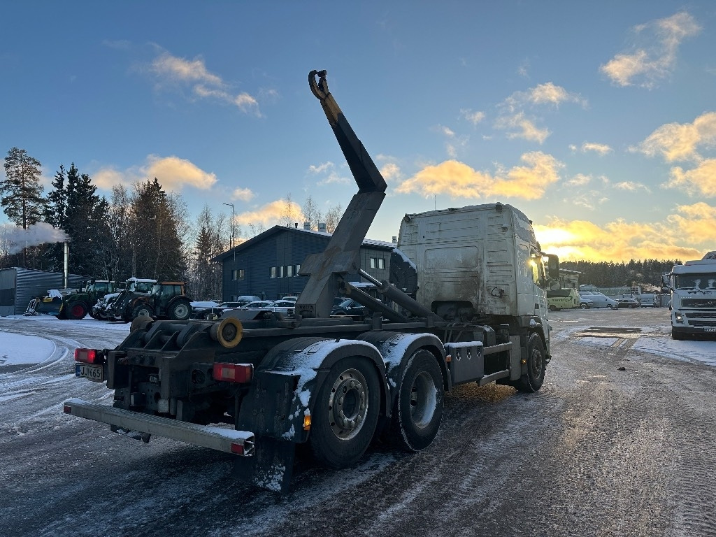 Volvo FM13 500 - Abrollkipper: das Bild 3 Volvo FM13 500 - Abrollkipper: das Bild 3