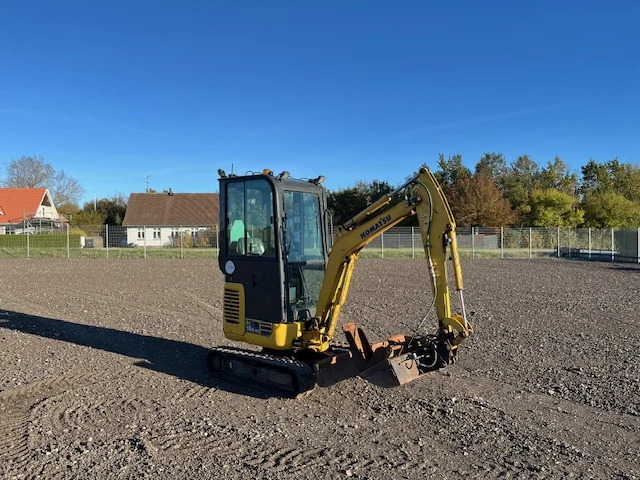 KOMATSU PC16R HS - Minibagger: das Bild 2 KOMATSU PC16R HS - Minibagger: das Bild 2