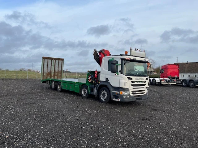 Scania P450 8X2*6 Knæklad + Kran HMF1820 – Machinetransporter - Autotransporter LKW, Autokran: das Bild 2 Scania P450 8X2*6 Knæklad + Kran HMF1820 – Machinetransporter - Autotransporter LKW, Autokran: das Bild 2