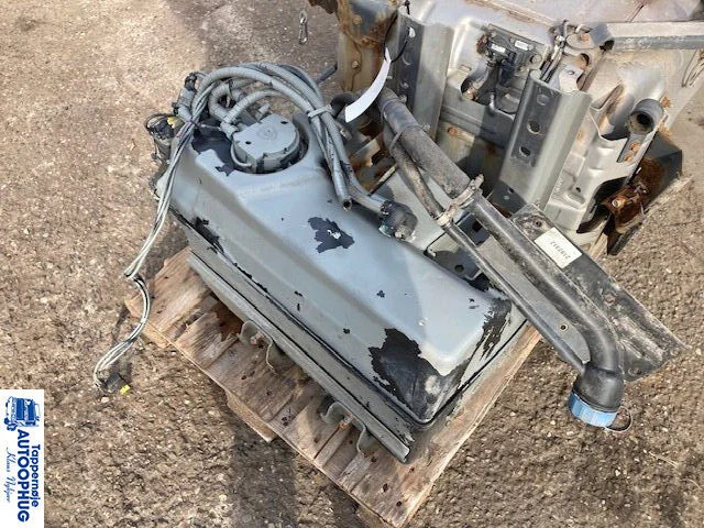 Scania adblue tank – reductant tank Scania 2196094 - AdBlue Tank für LKW: das Bild 3 Scania adblue tank – reductant tank Scania 2196094 - AdBlue Tank für LKW: das Bild 3