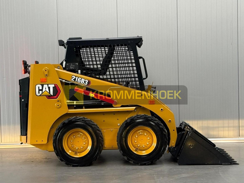 Caterpillar 216 B3 - Kompaktlader: das Bild 5 Caterpillar 216 B3 - Kompaktlader: das Bild 5