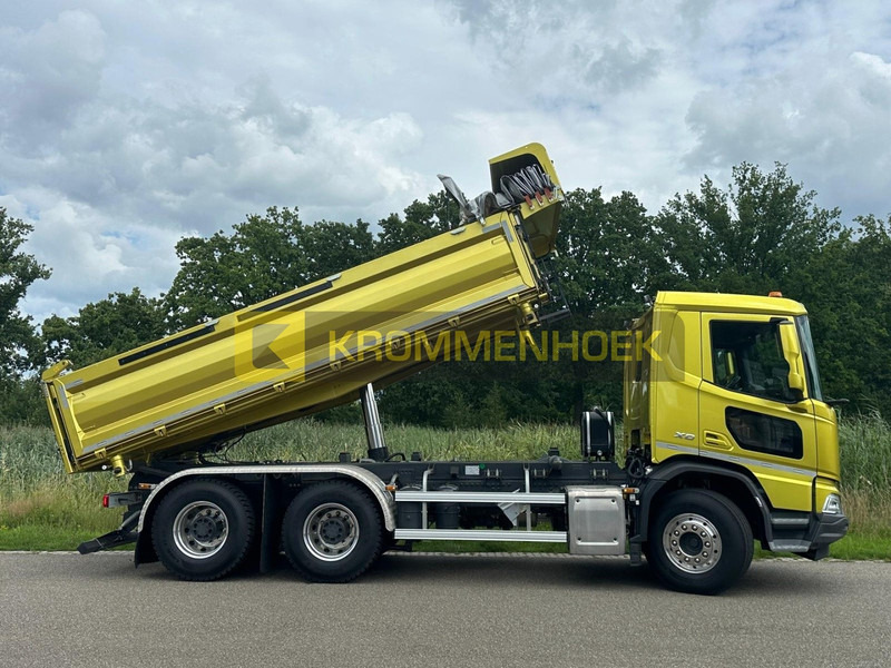 DAF XD 450 FAT Demo | 6x4 | 3 zijdige Kipper - Kipper: das Bild 2 DAF XD 450 FAT Demo | 6x4 | 3 zijdige Kipper - Kipper: das Bild 2