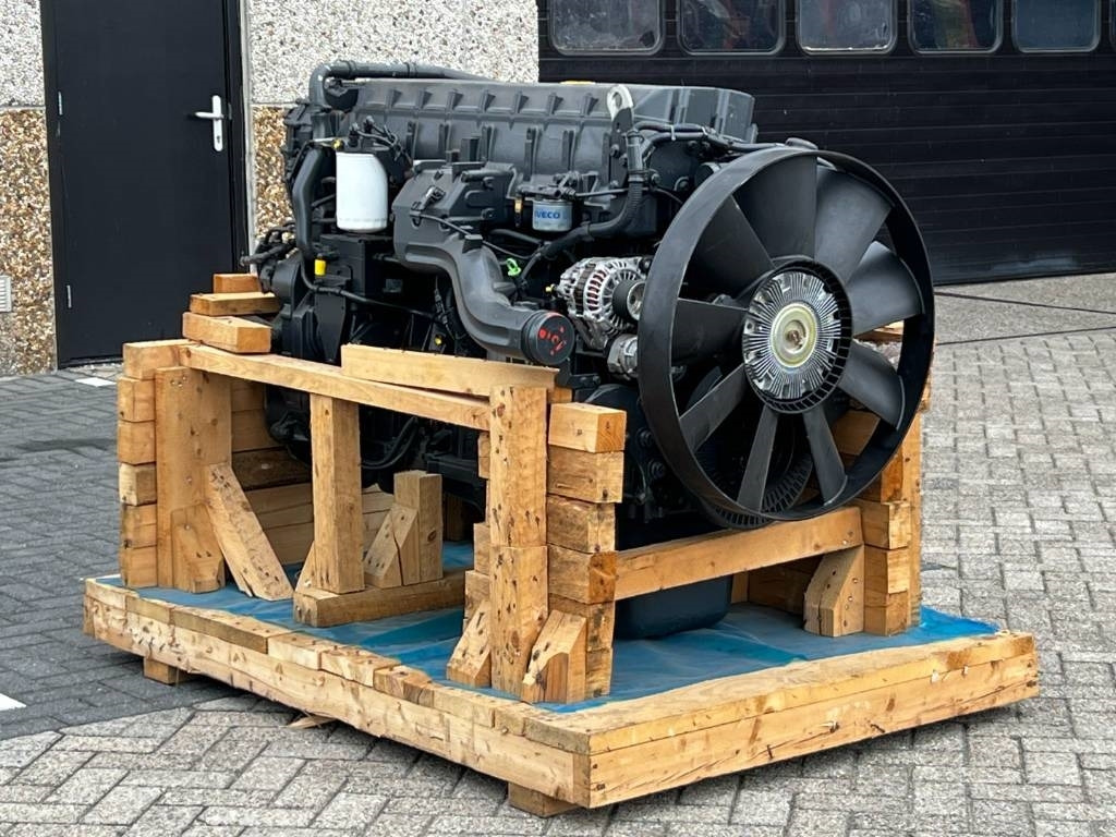 CNH Engine - FPT Cursor 13 - F3BE9681C - Motor für Landmaschine: das Bild 1 CNH Engine - FPT Cursor 13 - F3BE9681C - Motor für Landmaschine: das Bild 1