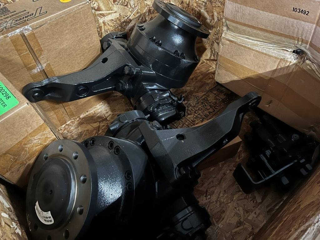 CNH Hydraulic drive - CNH - MG18 - Rahmen/ Chassis für Landmaschine: das Bild 3 CNH Hydraulic drive - CNH - MG18 - Rahmen/ Chassis für Landmaschine: das Bild 3