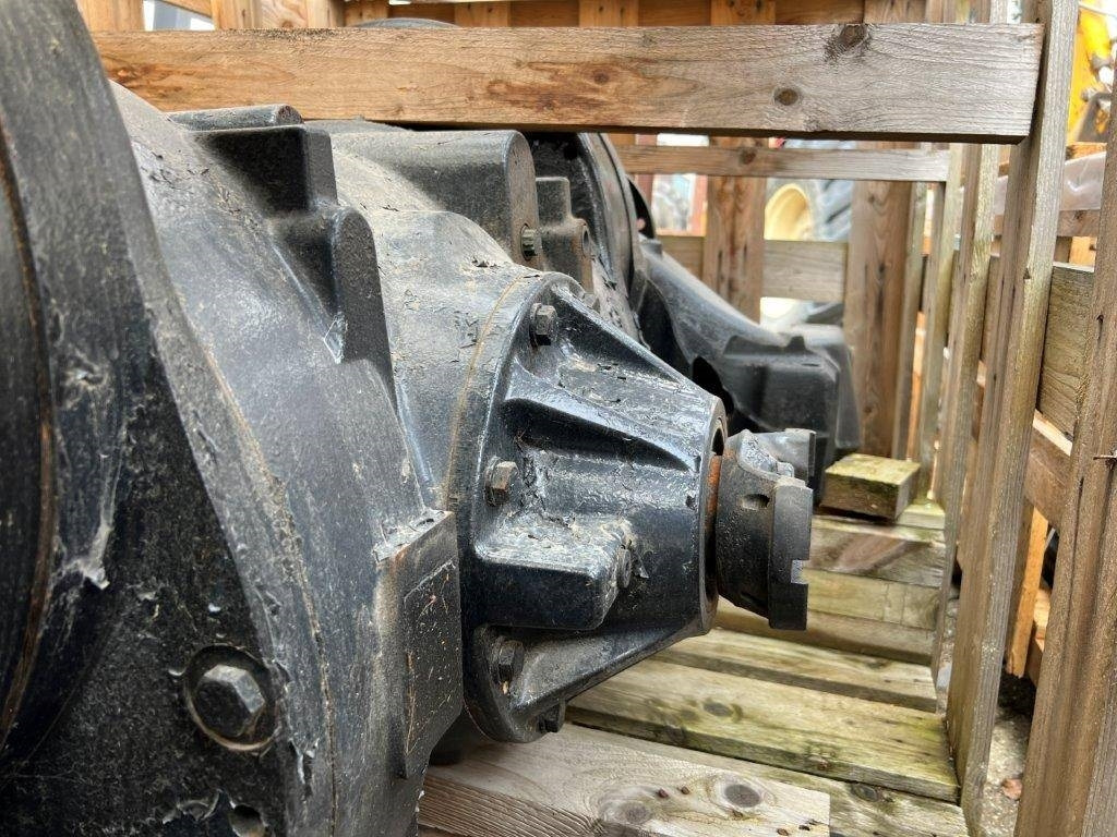 Case IH Case IH Front axle Steiger 470 Quadtrac, Steiger 5 - Vorderachse für Traktor: das Bild 3 Case IH Case IH Front axle Steiger 470 Quadtrac, Steiger 5 - Vorderachse für Traktor: das Bild 3