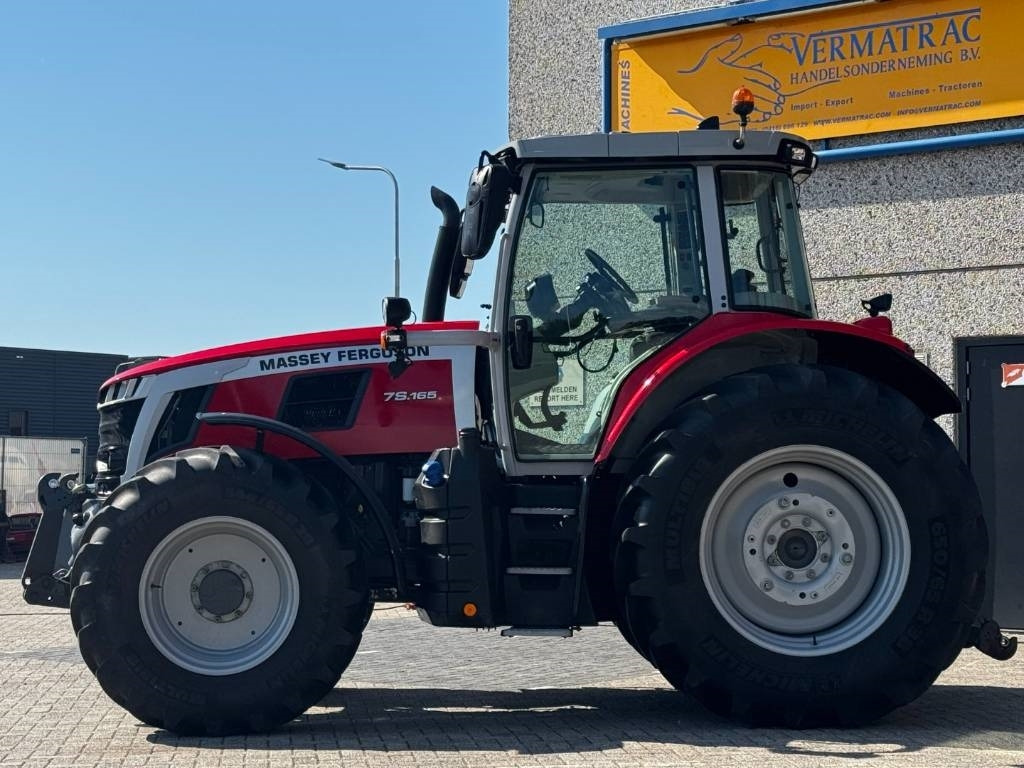 Massey Ferguson 7S165 EFFICIENT, DYNA 6, TOPCON GPS, 1082 hours!! - Traktor: das Bild 2 Massey Ferguson 7S165 EFFICIENT, DYNA 6, TOPCON GPS, 1082 hours!! - Traktor: das Bild 2