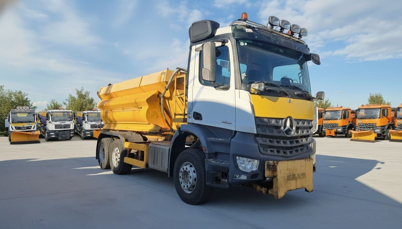 Mercedes-Benz 2632 - Kommunal-/ Sonderfahrzeug, LKW: das Bild 1 Mercedes-Benz 2632 - Kommunal-/ Sonderfahrzeug, LKW: das Bild 1