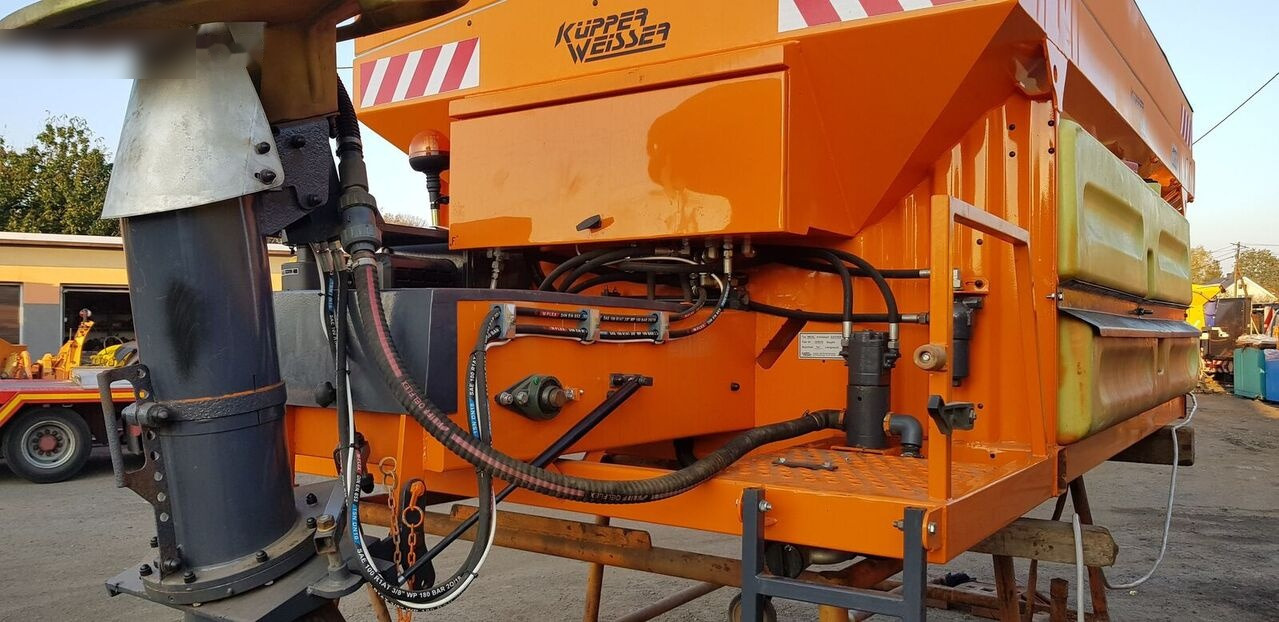 Schmidt KUPPER WEISSER 7m3 - Salzstreuer für Kommunal-/ Sonderfahrzeug: das Bild 3 Schmidt KUPPER WEISSER 7m3 - Salzstreuer für Kommunal-/ Sonderfahrzeug: das Bild 3
