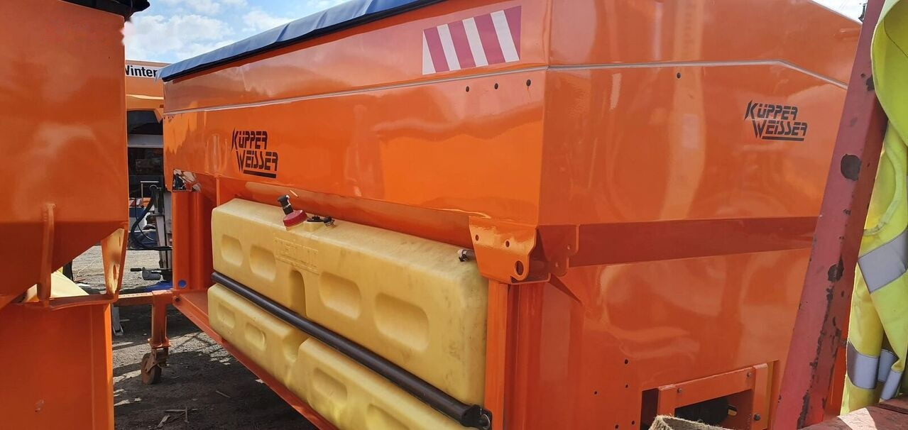 Schmidt KUPPER WEISSER 7m3 - Salzstreuer für Kommunal-/ Sonderfahrzeug: das Bild 4 Schmidt KUPPER WEISSER 7m3 - Salzstreuer für Kommunal-/ Sonderfahrzeug: das Bild 4