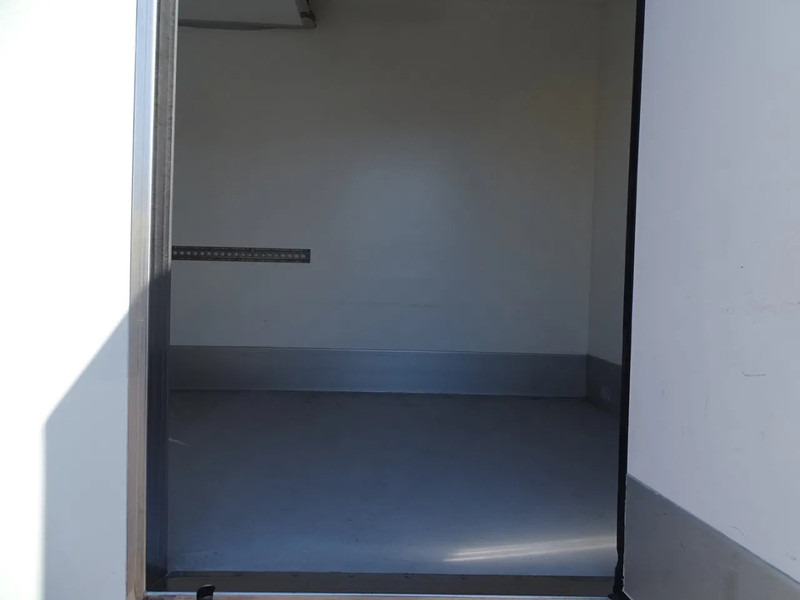 DAF LF 230 Konvecta Multi-Temp - Isotherm LKW: das Bild 4 DAF LF 230 Konvecta Multi-Temp - Isotherm LKW: das Bild 4