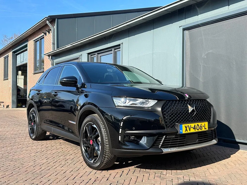 DS Ds 7 Crossback DS PERFORMANCE LINE, 71DKM, ALCANTARA, VIRTUAL COCKPIT, LMV - SUV/ Geländewagen: das Bild 1 DS Ds 7 Crossback DS PERFORMANCE LINE, 71DKM, ALCANTARA, VIRTUAL COCKPIT, LMV - SUV/ Geländewagen: das Bild 1