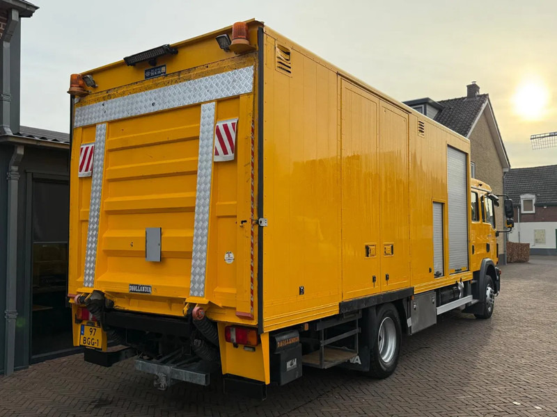 MAN TGM 15.250 E6 DC FUELSTATION ATLAS COPCO WaterTank - Koffer LKW: das Bild 4 MAN TGM 15.250 E6 DC FUELSTATION ATLAS COPCO WaterTank - Koffer LKW: das Bild 4