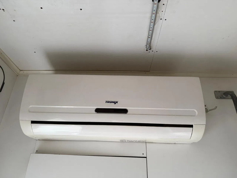 Koffer LKW Volvo FL 12.240 Airco 2x bed Douche Heater: das Bild 8 Koffer LKW Volvo FL 12.240 Airco 2x bed Douche Heater: das Bild 8