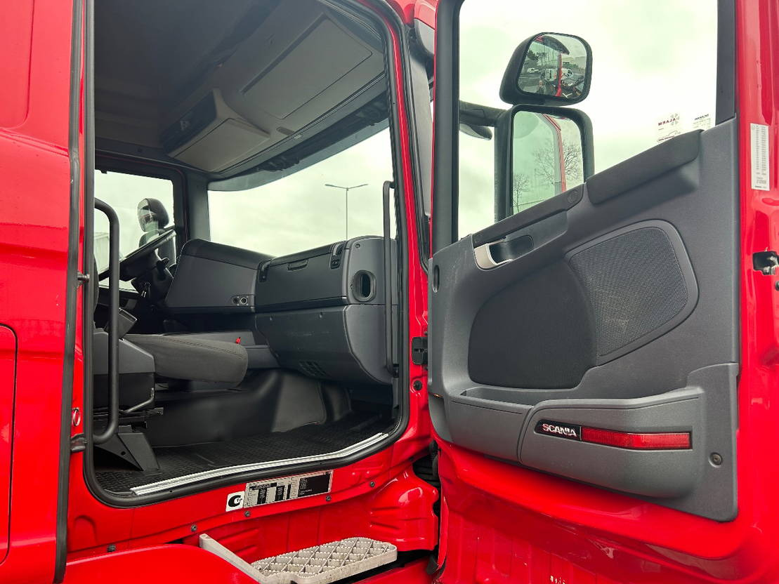 Scania R580 V8 R580 v8 Topline Retarder Full Airsuspension Double Glass - Sattelzugmaschine: das Bild 3 Scania R580 V8 R580 v8 Topline Retarder Full Airsuspension Double Glass - Sattelzugmaschine: das Bild 3