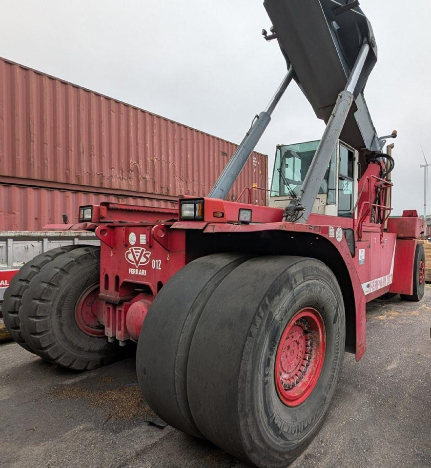 CVS Ferrari F377.5 PB - Reach stacker: das Bild 5 CVS Ferrari F377.5 PB - Reach stacker: das Bild 5