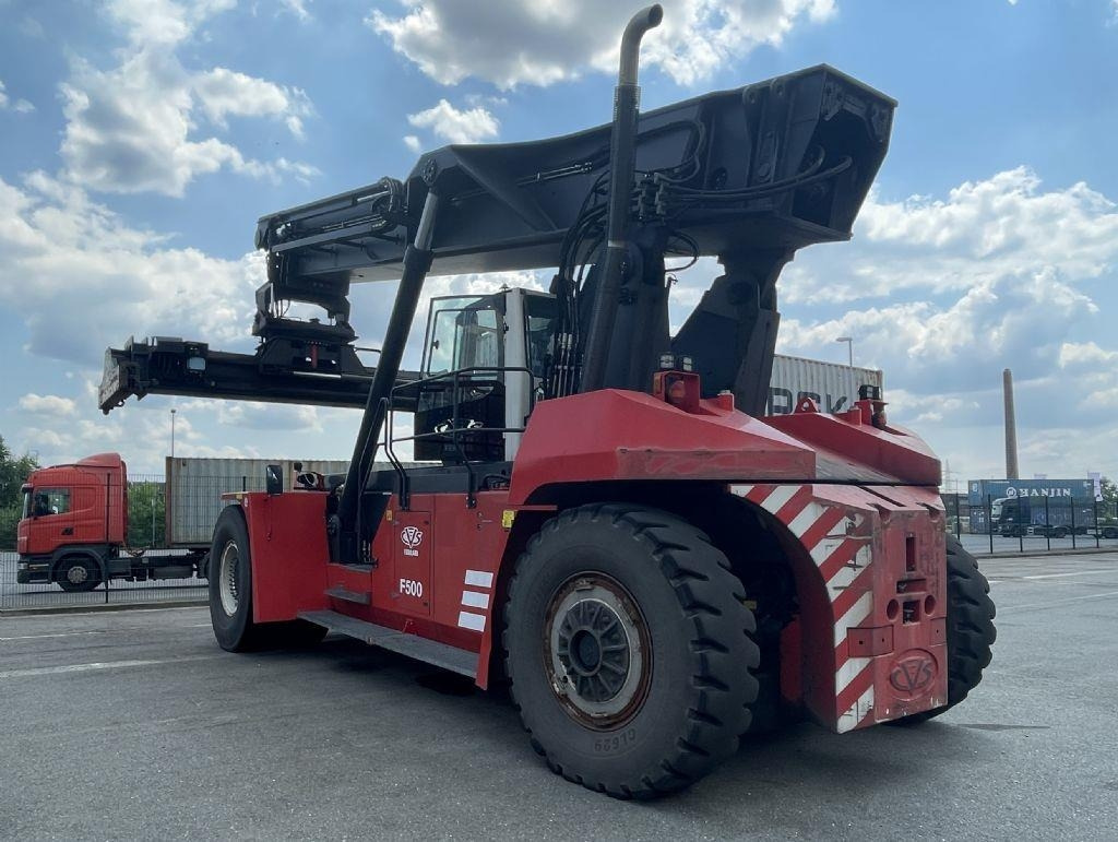 CVS Ferrari F500RS6 S - Reach stacker: das Bild 4 CVS Ferrari F500RS6 S - Reach stacker: das Bild 4