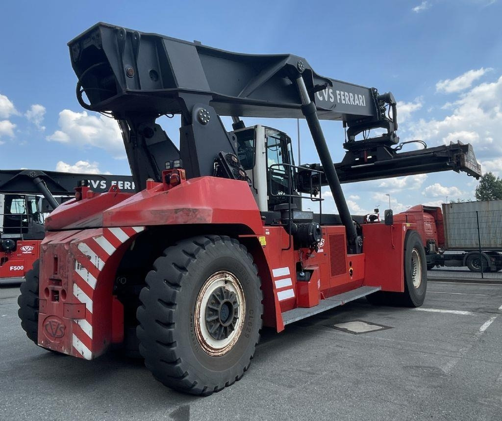 CVS Ferrari F500RS6 S - Reach stacker: das Bild 5 CVS Ferrari F500RS6 S - Reach stacker: das Bild 5