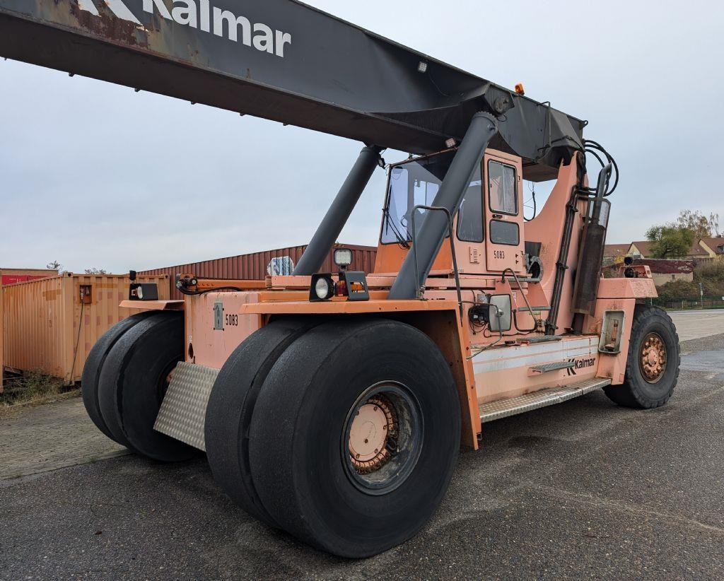 Kalmar DC4560RC4 - Reach stacker: das Bild 1 Kalmar DC4560RC4 - Reach stacker: das Bild 1