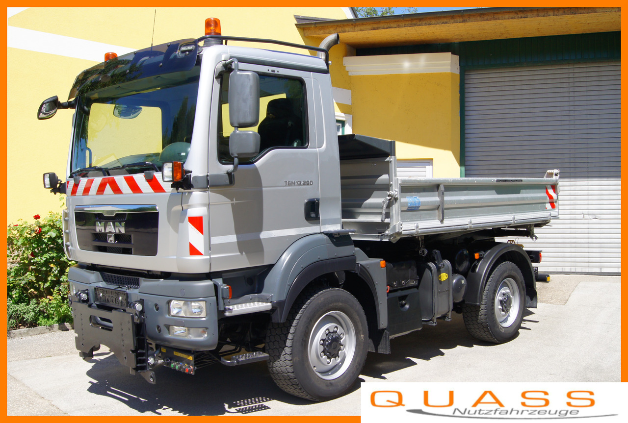 MAN TGM 13.290/4x4/TÜV/Euro 5/einzelbereift/Winterdienst - Schneeräumfahrzeug: das Bild 1 MAN TGM 13.290/4x4/TÜV/Euro 5/einzelbereift/Winterdienst - Schneeräumfahrzeug: das Bild 1