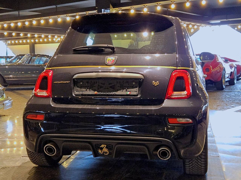 Abarth 595 Scorpioneoro - Limousine: das Bild 5 Abarth 595 Scorpioneoro - Limousine: das Bild 5