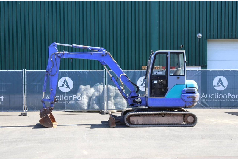 Airman AX45-2 - Kettenbagger: das Bild 1 Airman AX45-2 - Kettenbagger: das Bild 1