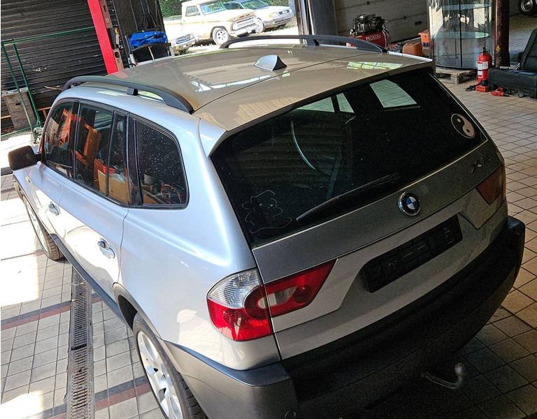 BMW X3 _ 3.0i Automatic - Limousine: das Bild 2 BMW X3 _ 3.0i Automatic - Limousine: das Bild 2