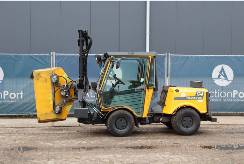 Belos Trans Pro 54 - Kehrmaschine: das Bild 1 Belos Trans Pro 54 - Kehrmaschine: das Bild 1