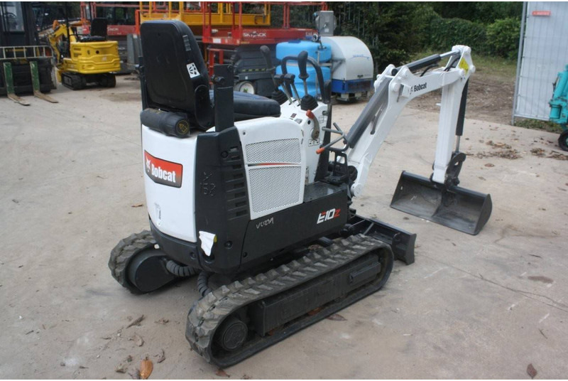 Bobcat E08 - Minibagger: das Bild 4 Bobcat E08 - Minibagger: das Bild 4