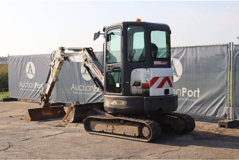 Bobcat E26 - Kettenbagger: das Bild 4 Bobcat E26 - Kettenbagger: das Bild 4
