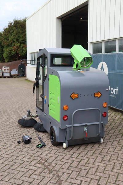 D19 - Kehrmaschine: das Bild 4 D19 - Kehrmaschine: das Bild 4