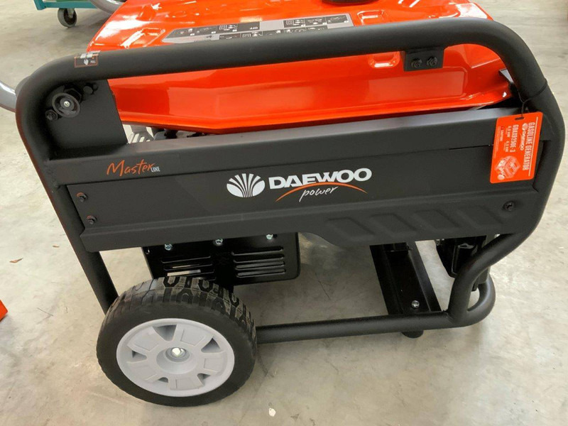 Daewoo GDAX9250E-3 - Stromgenerator: das Bild 4 Daewoo GDAX9250E-3 - Stromgenerator: das Bild 4