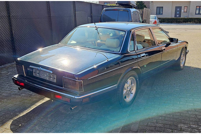Daimler 4.0 - Limousine: das Bild 3 Daimler 4.0 - Limousine: das Bild 3