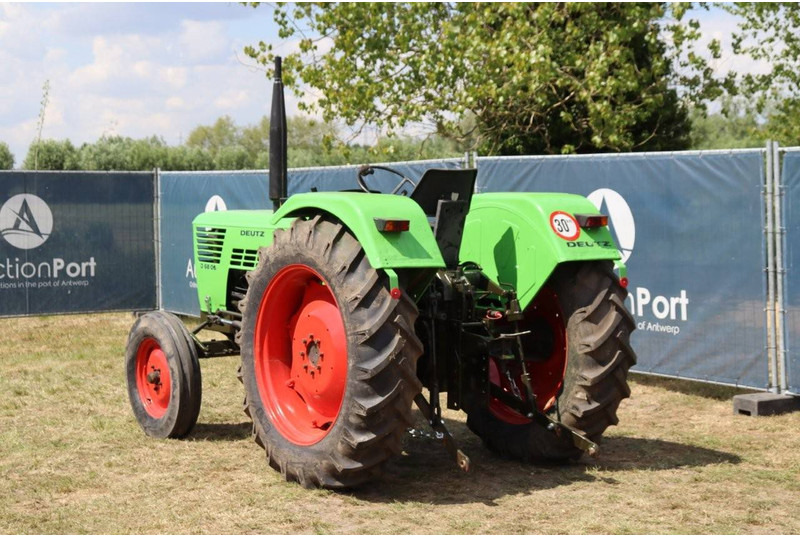 Deutz Fahr D6806 - Traktor: das Bild 4 Deutz Fahr D6806 - Traktor: das Bild 4